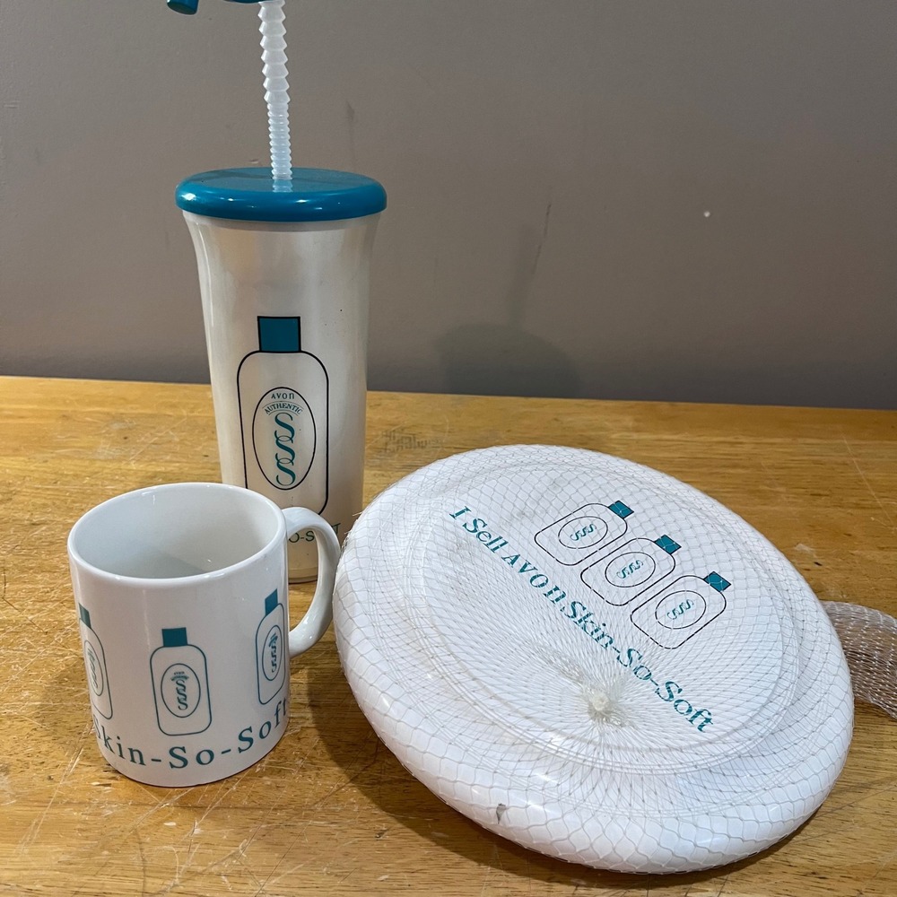Vtg 90s Avon Skin-So-Soft Promo Set 32oz‎ Sport Sipper Mug & Visor Teal White